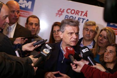 Pulti ratific� su compromiso con los marplatenses: �Es importante municipalizar la elecci�n�