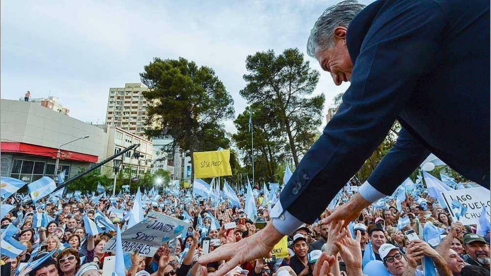 Macri encabeza en Mar del Plata la marcha del 