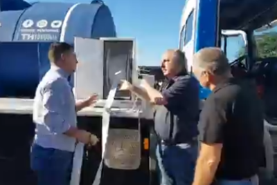 Passalacqua entreg� al Eprac un cami�n para el abastecimiento de agua potable en zonas cr�ticas