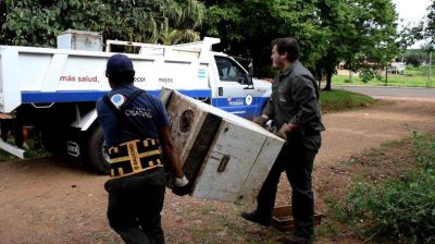 Posadas: intensifican trabajos de descacharrado y fumigaci�n