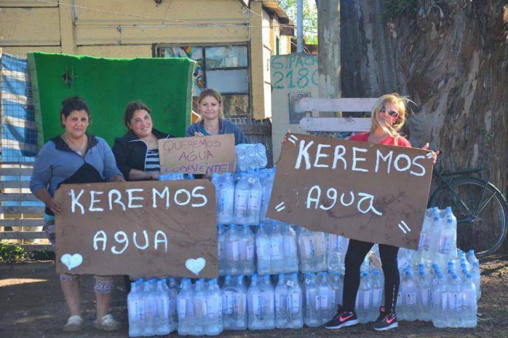Vecinos de La Movediza siguen pidiendo que llegue el agua potable al barrio