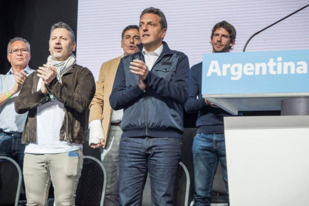 Gustavo Menndez: Este domingo, el pueblo argentino se pone de pie para siempre