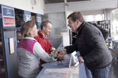 Montenegro pidi� que el domingo �nos acompa�en para transformar nuestra ciudad�