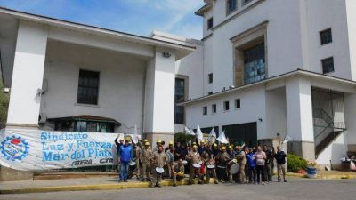 Luz y Fuerza de Mar del Plata acord� con Centrales de la Costa y levant� las medidas de fuerza