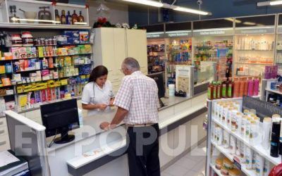 Una deuda de IOMA complica el funcionamiento de las farmacias pero desestiman corte de servicios