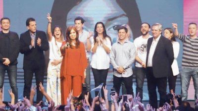 Convencer al kirchnerismo de la gravedad de la crisis, primera misi�n de Alberto Fern�ndez