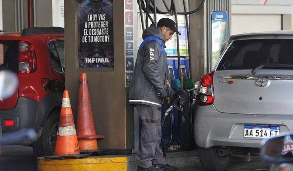 Tras 14 meses de ca�da ininterrumpida, volvi� a crecer el consumo de nafta premium