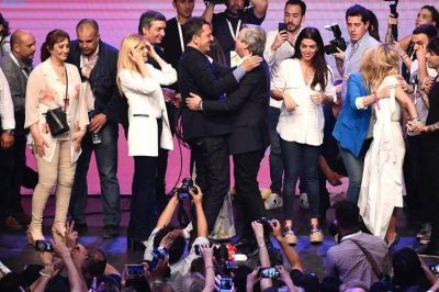 Alberto F. necesitar� acuerdos para lograr mayor�a en el Congreso