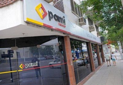 Hace una semana que en el PAMI el sistema est� colapsado