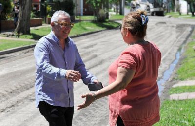 Julio Zamora recorri� Troncos del Talar, donde el Municipio realiza obras de pavimento