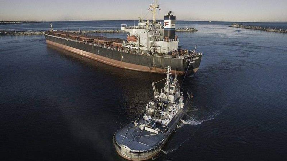 Puerto Quequn contina marcando records: Oper casi 700 mil toneladas en octubre