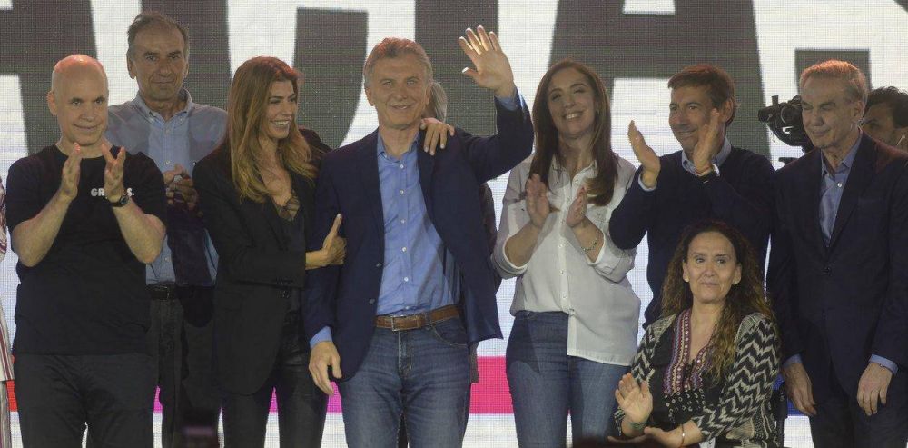 El �ltimo mes de Mauricio Macri: obras, viajes, balance y el deseo de una Plaza llena
