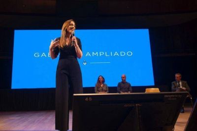 El mensaje pol�tico de Vidal en el CCK: �Hay que sostener la unidad, defenderla, ampliarla y sumar nuevos liderazgos�