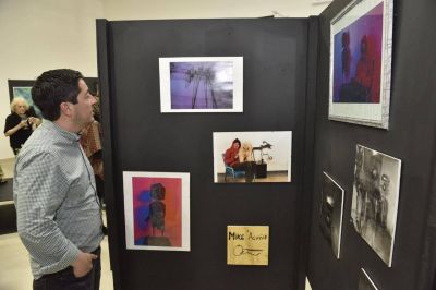 La Casa Cultura y Arte de Malvinas Argentinas abri� sus puertas con una muestra art�stica