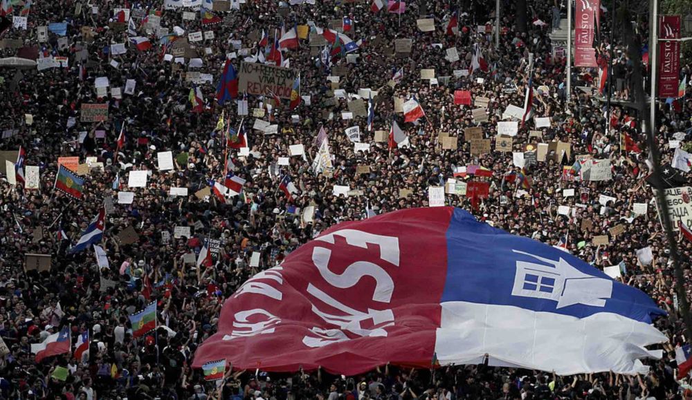 Gremios estatales, liderados por UPCN, piden a Piñera que responda a las demandas de los chilenos7