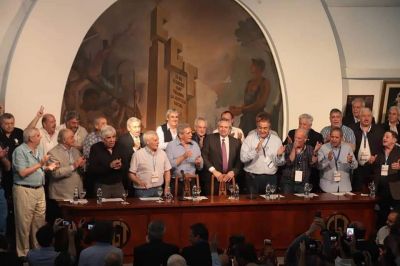 Alberto Fern�ndez en la CGT: �Vamos a honrar la memoria de Per�n�  