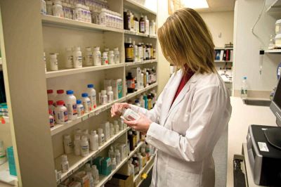 Fuertes cr�ticas de las farmacias a las obras sociales de Buenos Aires, C�rdoba y Mendoza