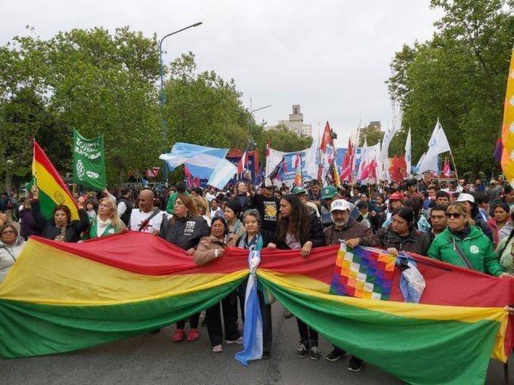 Contundente apoyo en Mar del Plata a Evo Morales