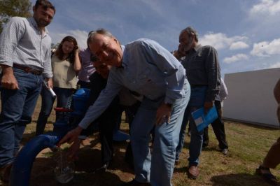 Toledo: inauguraron una nueva red de agua potable