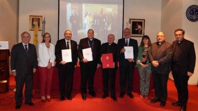 Hist�rico acuerdo del cristianismo, el juda�smo y el islam sobre la prohibici�n de la eutanasia y el suicidio