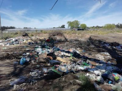 Preocupa el avance de microbasurales en la zona de Bat�n
