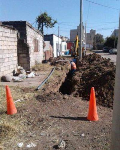 Agua Potable finalizó nueva red de agua para vecinos del Barrio Coronel Arias