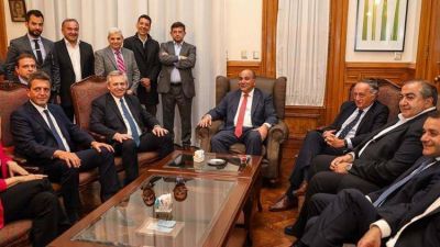 H�ctor Daer: �Si hay vivos que especulan y remarcan precios, habr� que castigarlos�