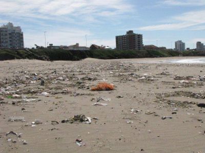 Foro Costero Ambiental ofrece apoyo a los balnearios para contar con «playas limpias»