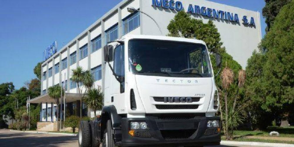 Iveco paraliza su produccin por cinco meses en Crdoba