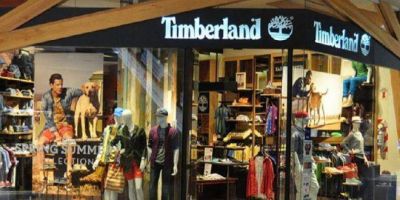 Por las políticas anti consumo del macrismo, se siguen yendo las grandes marcas extranjeras: cierran todos los locales de Timberland en Argentina
