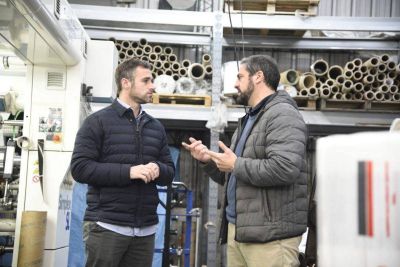 Ach�val y el objetivo de promover la mano de obra pilarense para el sector industrial
