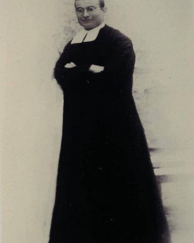 La vida, la tr�gica muerte y el milagro de H�ctor Valdivielso S�ez, el primer santo argentino