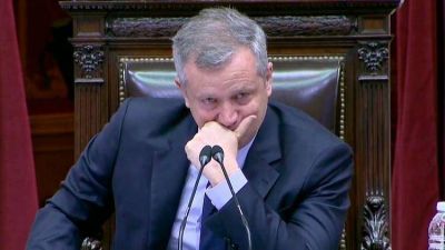 Emilio Monz� volver� a desembarcar en la provincia de Buenos Aires y desaf�a a Mar�a Eugenia Vidal