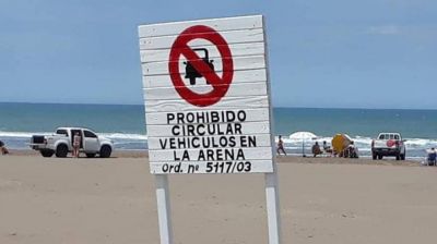 Contin�a la pol�mica por las playas locales: denuncian Tr�nsito permite que los veh�culos bajen a la playa