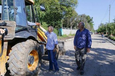Ducot� supervis� el avance de la obra de la calle Argerich