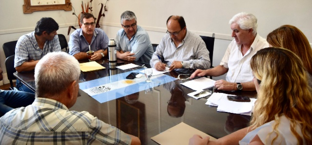 Municipio y Cooperativa Elctrica firmaron convenio en Saladillo
