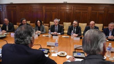 Con ansiedad por conocer el plan econ�mico, la UIA todav�a espera la confirmaci�n de Alberto Fern�ndez para la conferencia industrial