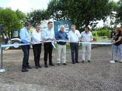 Firmat: se inauguraron obras h�dricas con presencia del Gobernador