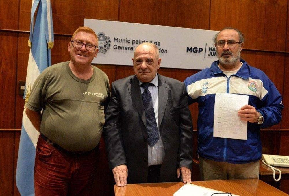Arroyo le minti� a veteranos de Malvinas y rechazan ocupar la sede de Papelnonos