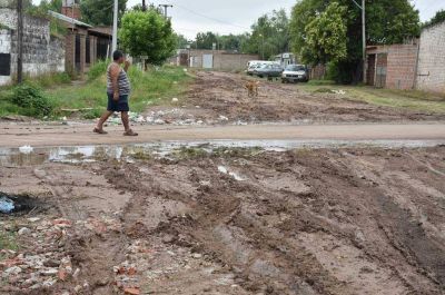 Desag�e Espora: la obra no se termin� y los vecinos padecen las consecuencias