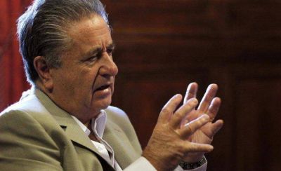 Eduardo Duhalde revel� que arregl� 
