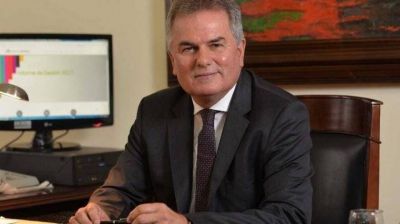H�ctor Gay, sobre la futura sinton�a de gobierno: �No deber�a ser un problema tener otro color pol�tico�