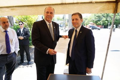 Fernando Gray homenaje� al Gral. Juan Domingo Per�n a 66 a�os de su primera visita a Paraguay