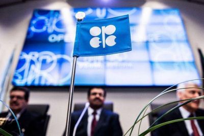 OPEP está considerando mayores recortes de producción