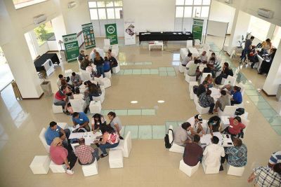 Merlo fomenta el uso de Herramientas digitales para la Insercion Laboral