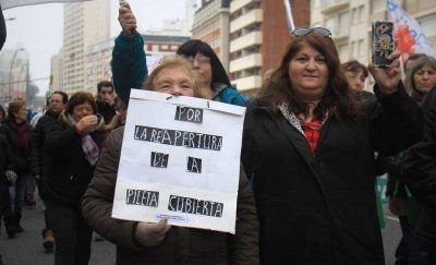 Arroyo se va sin poder licitar la reparaci�n de la pileta cubierta del CEF N�1