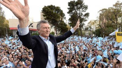 Macri encabeza 