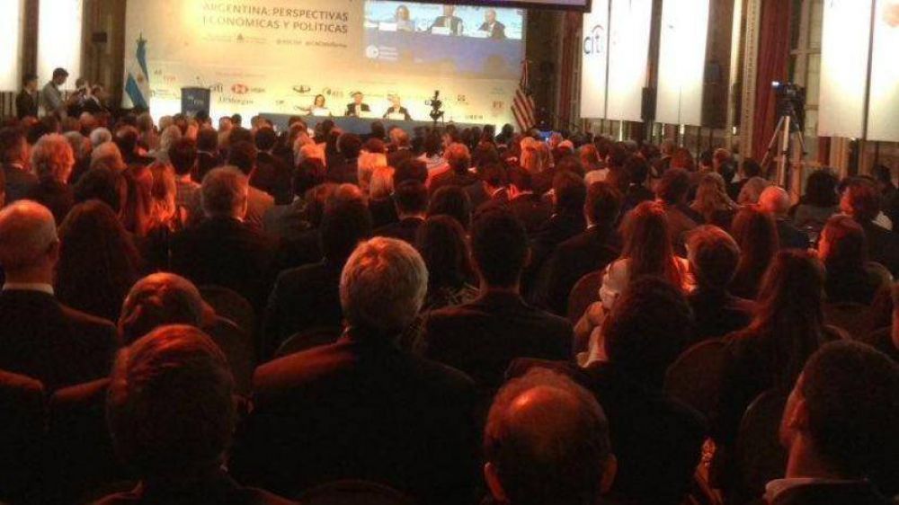 Tras el anuncio del Gabinete, los empresarios piden atender los problemas del sector privado