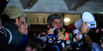 Tras el bono de 20 mil, Camioneros anticipa que reclamar� un aumento semestral del 30%