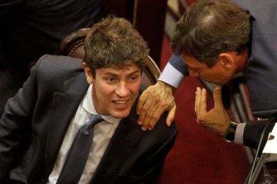 Mart�n Lousteau encabeza la 